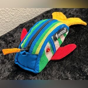 Title:**
Barefoot Fish Zip Pouch, Grasshopper - Excellent Condition, 6.5 Inches